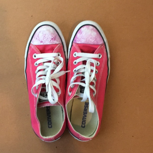 converse painted